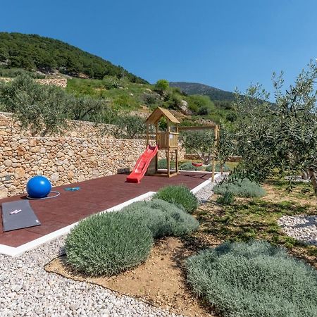 Villa Blue Sky Bol Zewnętrze zdjęcie